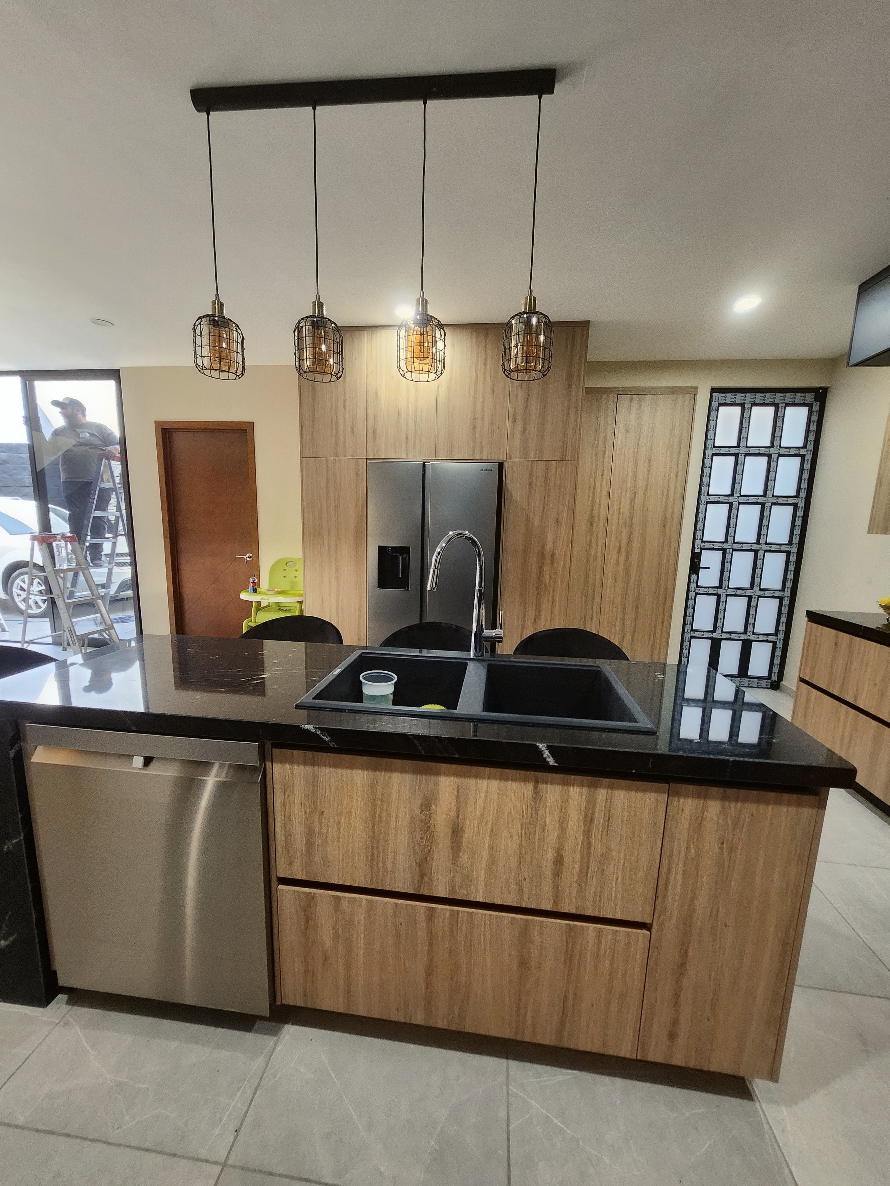 Isla central de cocina inteligente
